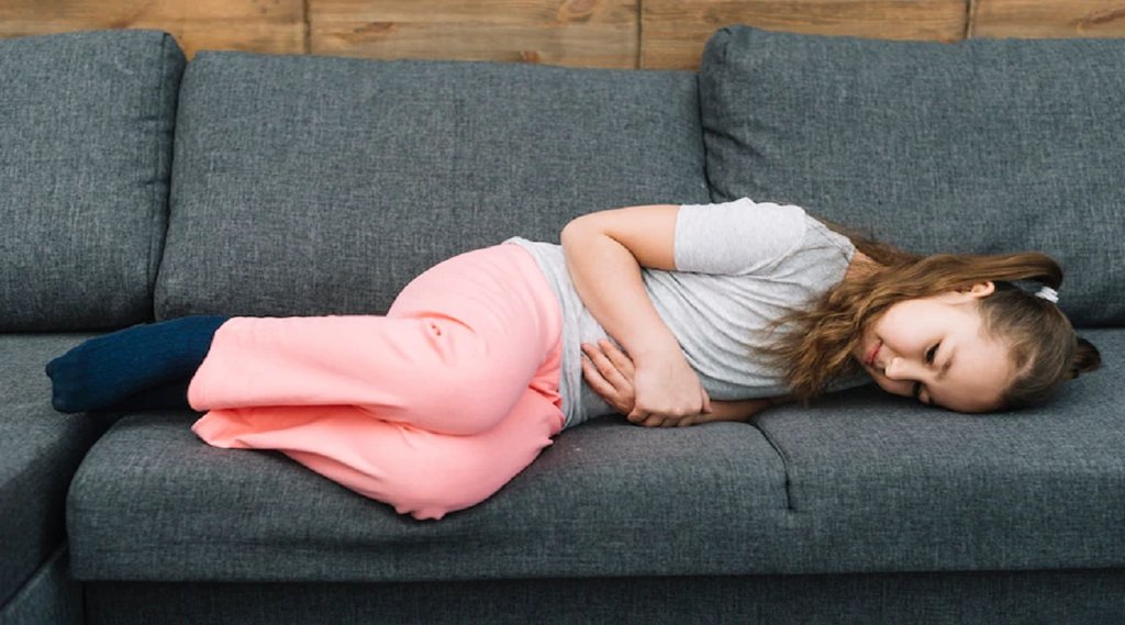 Common Causes of Stomach Pain in kids,best tips to cure abdominal pain in kids, baba ram dev tips to cure stomach pain,