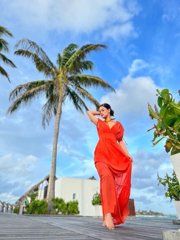 AVNEET KAUR IN ORANGE DRESS