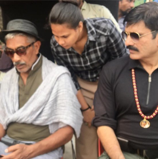 प्रकाश झा के साथ वह आश्रम से पहले अपहरण, प्रहार और राजनीति जैसी फिल्मों में काम कर चुके हैं।