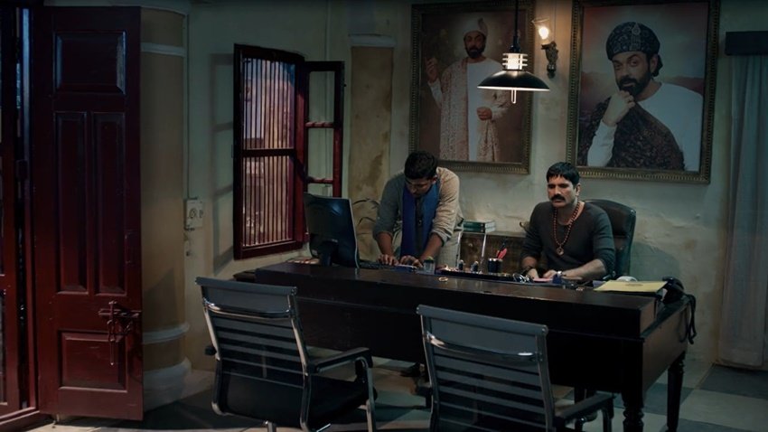 जहांगीर खान ने प्रकाश झा, राम गोपाल वर्मा और तिग्मांशु जैसे मंझे हुए डायरेक्टर्स के साथ भी काम किया। 