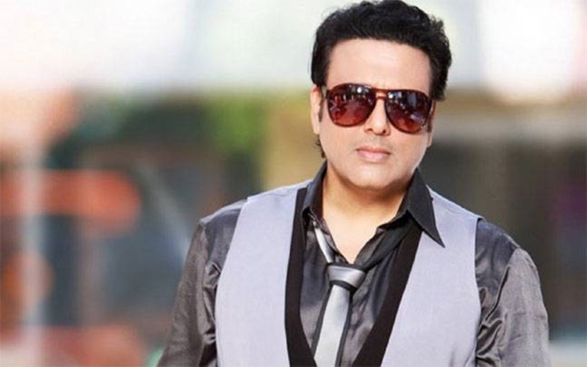 गोविंदा की पहली बेटी अपने जन्म के चार महीने बाद ही उन्हें छोड़ कर चली गई थी। डॉक्टरों की लाख कोशिशों के बाद भी उसे बचाया ना जा सका था।