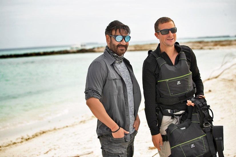 Ajay Devgn: साल 2021 में अजय देवगन ने भी बेयर ग्रिल्स के साथ उनके शो में अपना जलवा दिखाया था।