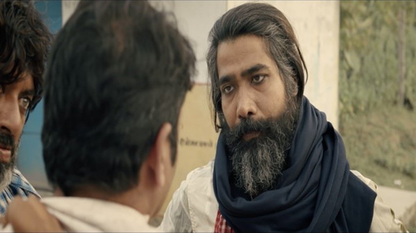 Mx Player पर भीहड़ का बागी भी देख सकते हैं जिसे आईएमडीबी ने 6.6 की रेटिंग दी है। 