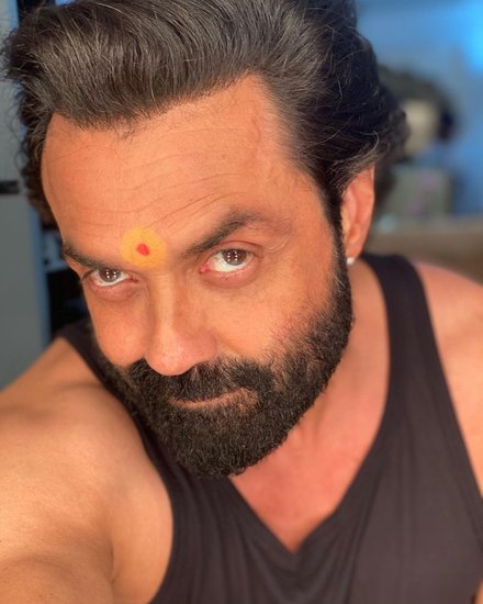 इससे यह पता चलता है कि आज के दर्शक या युवा जो ओटीटी पर इतना समय बिताते हैं, वह किस तरह का कंटेंट चाहते हैं। 