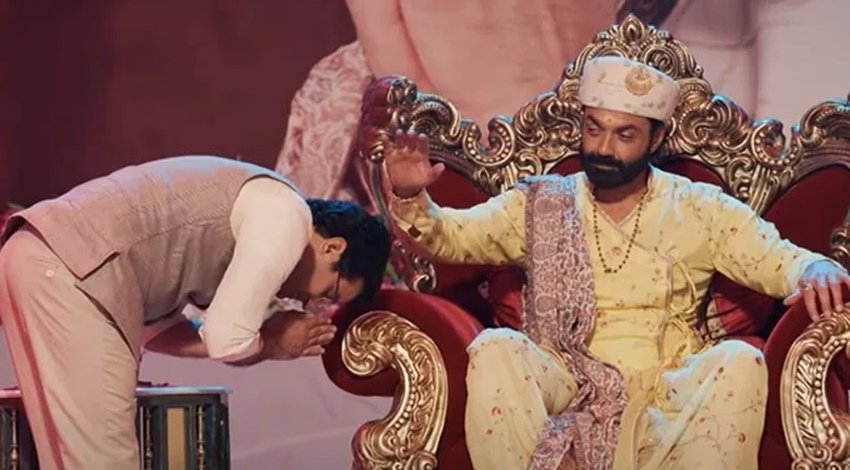 बता दें कि आश्रम वेब सीरीज के चौथे पार्ट की भी घोषणा कर दी गई है। यह अगले साल रिलीज होगा। (All Photos: Social Media)