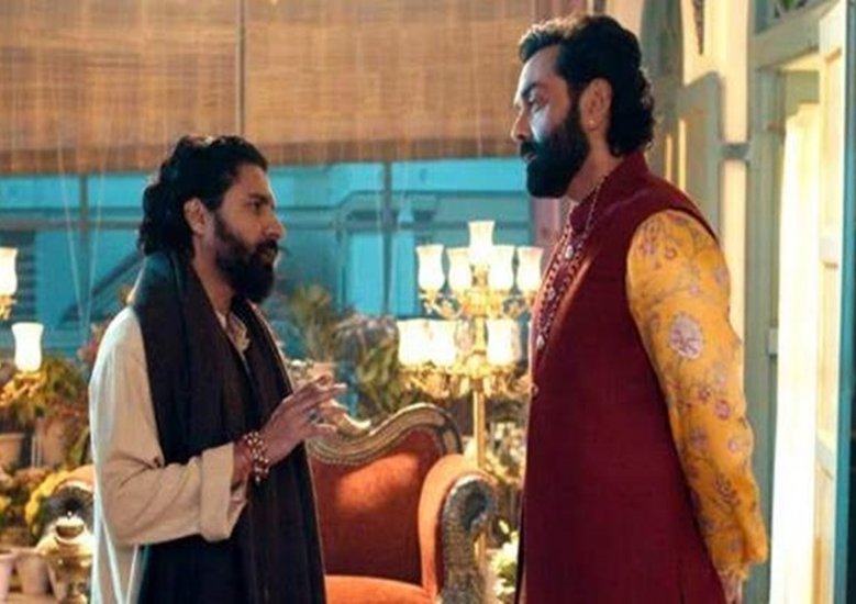 अगर समय पर किराया नहीं भरता तो मकान मालिक मुझे वहां से बाहर निकाल देता इसलिए काम न मिलने की वजह से यह चिंता भी मुझे खाए जाती थी।