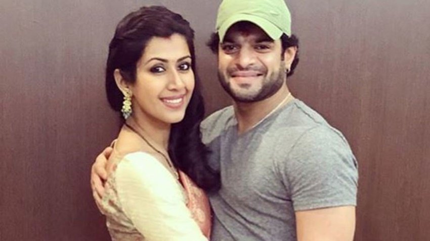 करण पटेल और अंकिता भार्गव के बारे में भी कई बार इस तरह की अफवाहें उड़ीं। हालांकि यह कपल खुशहाल जिंदगी जी रहा है।