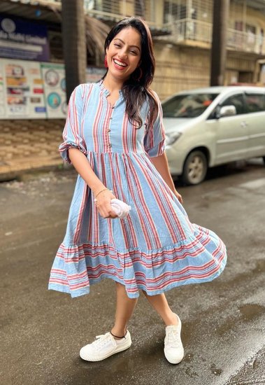 टीवी एक्ट्रेस दीपिका सिंह को लेकर मेकर्स ने कहा था कि उनके व्यवहार की वजह से कई बार शूटिंग रद्द करनी पड़ी थी। (Photo: Deepika Singh Instagram)