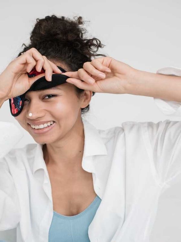 EYE MASK AND ITS BENEFITS