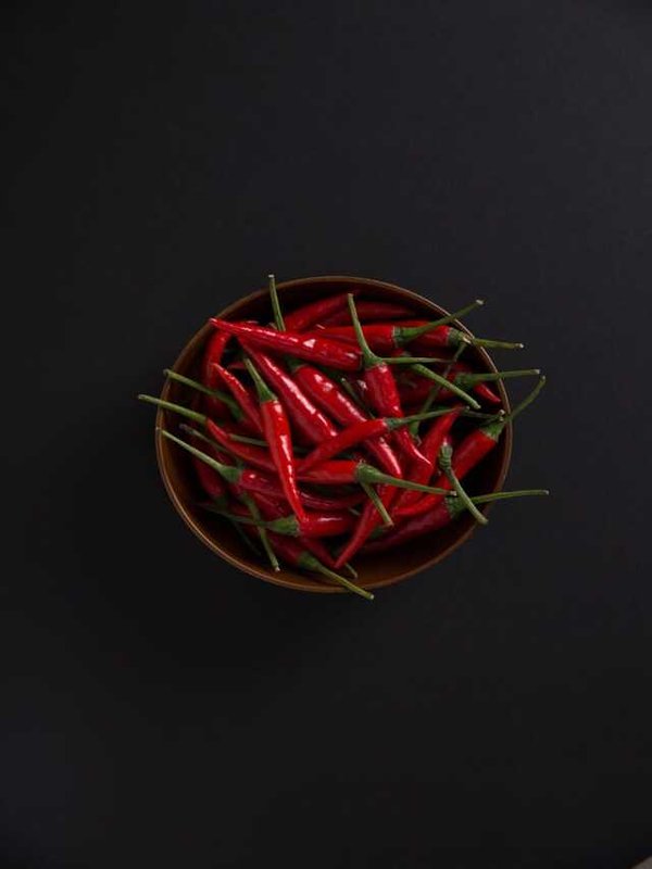 HOME REMEDIES TO GET RID OF PAIN AFTER CUTTING CHILLIES