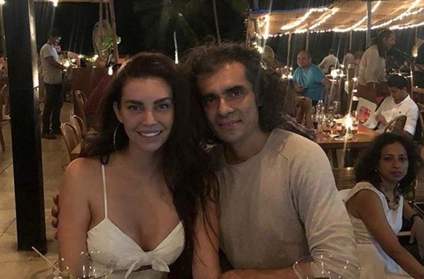 तलाक के बाद इम्तियाज अली का नाम जुड़ा ऑस्ट्रेलियन सेलिब्रिटी शेफ सारा टॉड संग। हालांकि इस रिश्ते पर इम्तियाज की तरफ से कभी कोई हामी नहीं आई।