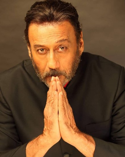 सिमी ग्रेवाल के चैट शो पर जैकी श्रॉफ भी पहुंचे थे। जैकी ने कहा था कि वह एक्ट्रेस सुष्मिता सेन को डेट पर ले जाना चाहते हैं। (Photo: Jackie Shroff Instagram)