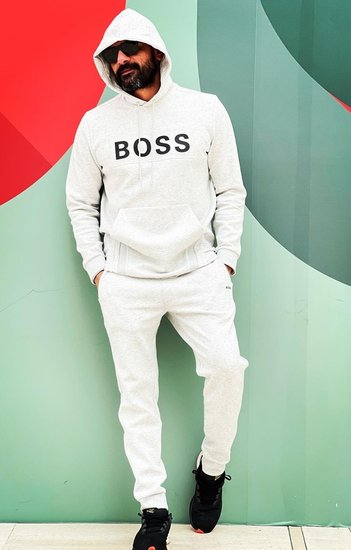 आर्मी में जाने के लिए जयदीप ने कई बार एग्जाम दिए थे लेकिन वह इनमें पास नहीं हो सके थे। 