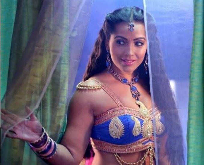 Meghna Naidu: हवस में अपने बोल्ड इंटीमेट सीन्स से चर्चा में आने वाली मेघना नायडू भी बॉलीवुड को अलविदा कह चुकी हैं।