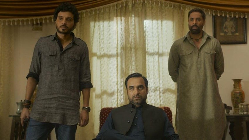 Mirzapur: चर्चित वेब सीरीज मिर्जापुर को आईएमडीबी ने 8.5 रेटिंग दी है। इसे दर्शकों ने खूब पसंद किया था। (यह भी पढ़ें: अभी तक बुरा बीता इन बॉलीवुड स्टार्स का साल, अमिताभ बच्चन से अक्षय कुमार तक एक हिट को तरसे)