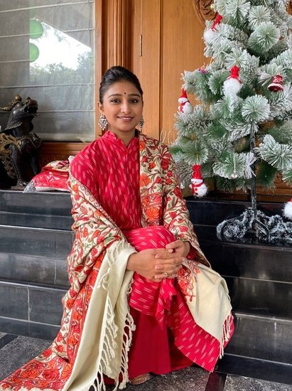 Mohena Singh: टीवी एक्ट्रेस मोएना सिंह भी अपना यूट्यूब चैनल चलाती हैं। मोएना के सब्सक्राइबर की संख्या 5.92 लाख है।  