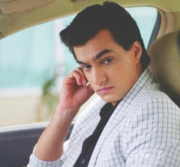 Mohsin Khan: मोहसिन खान ये रिश्ता क्या कहलाता है में कार्तिक का किरदार निभाते थे। लगभग पांच सालों तक शो में लीड रोल प्ले करने वाले मोहसिन खान को शो में लीप आने के कारण बाहर होना पड़ा था।