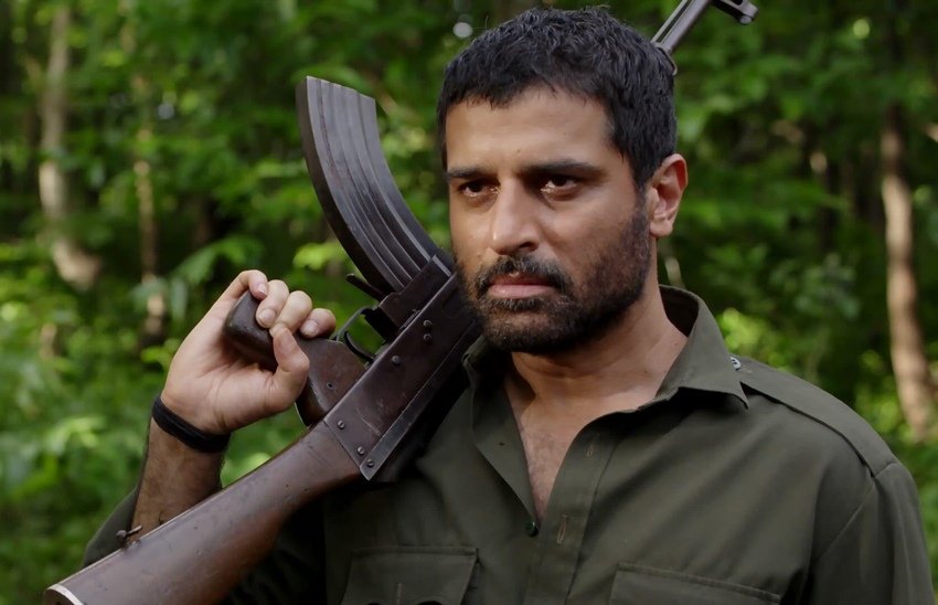 Zee5 की ही फिल्म नक्सलबाड़ी को आईएमडीबी से 7.9 की रेटिंग मिली है। इसमें राजीव खंडेलवाल मुख्य भूमिका में हैं। 