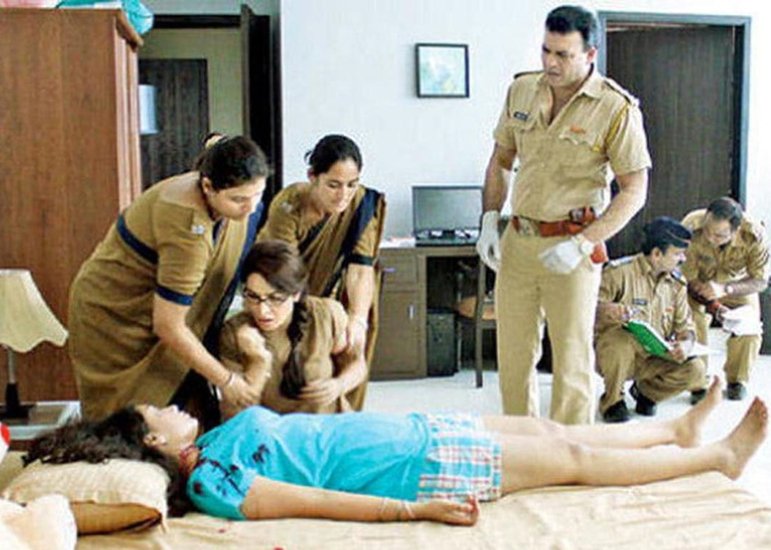 फिल्म 'रहस्य' में भी सस्पेंस का जबरदस्त तड़का है। यह 7.6 की रेटिंग के साथ जी5 पर उपलब्ध है। 