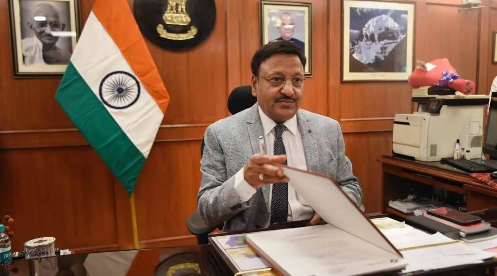 Rajiv-Kumar | Election Commission | Aadhaar Card