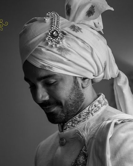 अभिनव ने तब रुबीना को पहली बार देखा था और वह पहली नजर में ही दिल हार गए थे। 