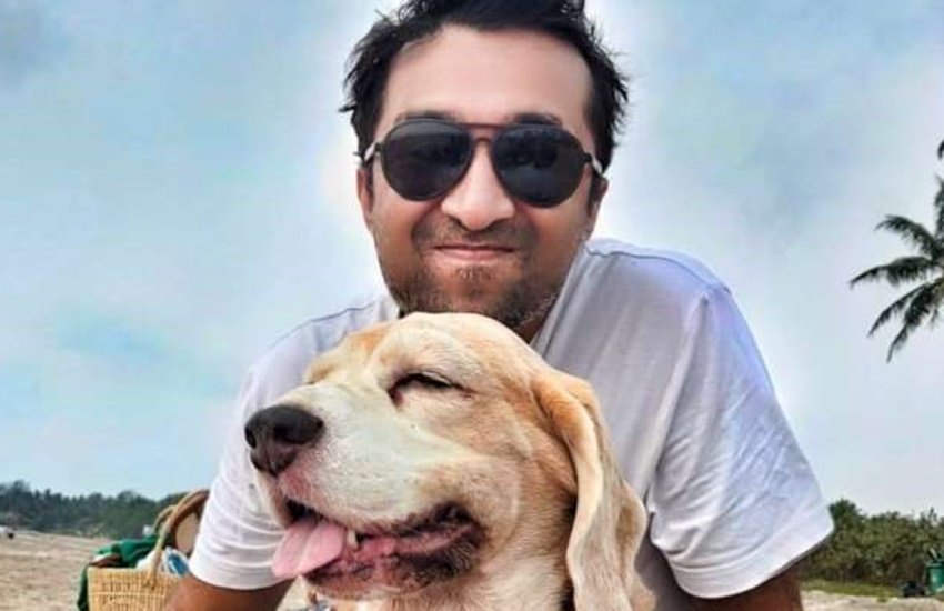 Siddhant Kapoor Arrested: बॉलीवुड एक्टर शक्ति कपूर (Shakti Kapoor) के बेटे और एक्ट्रेस श्रद्धा कपूर (Shraddha Kapoor) के भाई सिद्धांत कपूर विवादों में घिर गए हैं। सिद्धांत पर ड्रग्स लेने का आरोप है। ड्रग्स टेस्ट में सिद्धांत समेत 6 लोग पॉजिटिव निकले हैं। जांच के बाद पुलिस ने सिद्धांत को अरेस्ट कर लिया है।