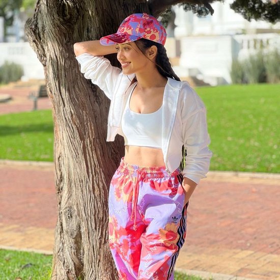 खतरों के खिलाड़ी 12 से एलिमिनेशन की खबरों के बीच शिवांगी जोशी ने सोशल मीडिया में कुछ तस्वीरें शेयर की हैं।