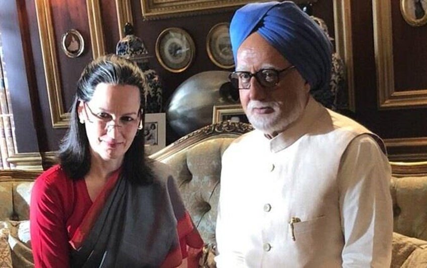 The Accidental Prime Minister: पूर्व प्रधानमंत्री मनमोहन सिंह पर बनी इस फिल्म को आईएमडीबी ने 6 की रेटिंग दी है। यह जी5 पर है। 