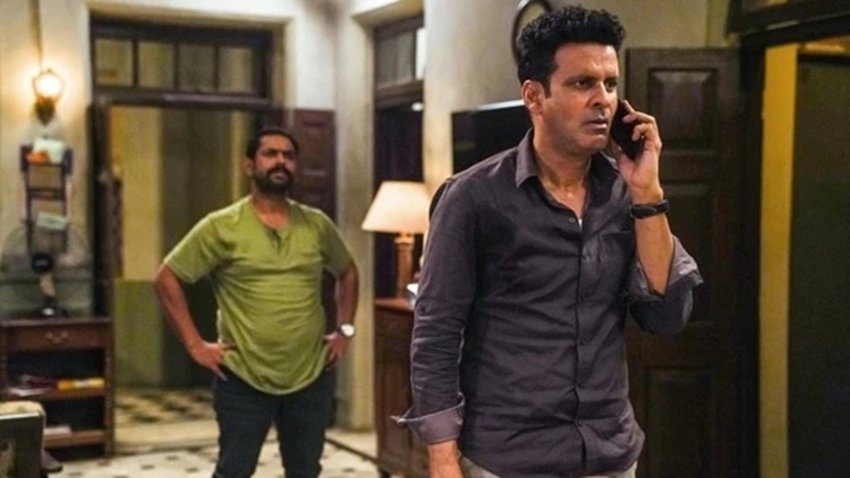 IMDb Rated Best Web Series: अगर आपको भी क्राइम, थ्रिलर और गैंगस्टरों पर बनी वेब सीरीज (Web Series on Crime, Thriller and Gangsters) देखना पसंद है तो ओटीटी (OTT) पर कई ऐसी सीरीज हैं जो आपको पसंद आ सकती हैं। इन वेब सीरीज में कलाकारों ने अपनी बेहतरीन अदाकारी से जान डाल दी है। आज हम आपको आईएमडीबी (IMDb) रेटेड वे बेस्ट वेब सीरीज (Best Web Series) बता रहे हैं जिन्हें 8 से ज्यादा रेटिंग मिली है। इसमें पहले नंबर पर मनोज बाजपेयी (Manoj Bajpayee) स्टारर वेब सीरीज 'द फैमिली मैन' (The Family Man) है जिसे आईएमडीबी से 8.7 रेटिंग मिली है। 