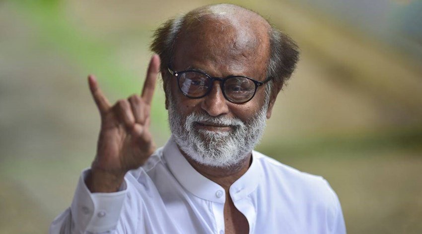Rajnikanth: इस लिस्ट में सबसे पहला नाम है रजनीकांत का। उनकी तीन फिल्में 300 करोड़ से ज्यादा की कमाई कर चुकी हैं। ये फिल्में हैं- रोबोट, 2.0 और कबाली। 