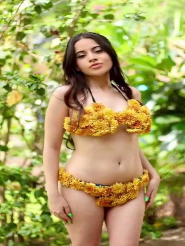 URFI JAVED IN FLORAL BIKINI LOOK