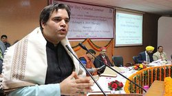 अग्निवीर पेंशन के हकदार नहीं तो मैं भी अपनी पेंशन छोड़ने को तैयार, वरुण गांधी बोले- सिर्फ जनप्रतिनिधियों को ये सहूलियत क्यों