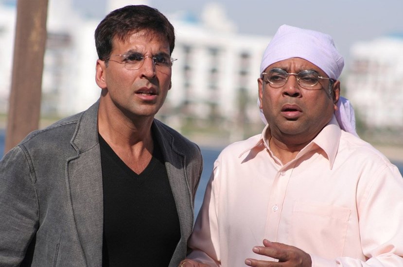 рдЖрдорд┐рд░ рдЦрд╛рди рдФрд░ рдЕрдХреНрд╖рдп рдХреБрдорд╛рд░ рдХреА рдлрд┐рд▓реНрдореЗрдВ рдкрд╣рд▓реЗ рднреА рдХреНрд▓реИрд╢ рд╣реЛ рдЪреБрдХреА рд╣реИрдВред рдЖрдорд┐рд░ рдХреА рдлрд┐рд▓реНрдо 'рддрд╛рд░реЗ рдЬрдореАрди рдкрд░' рдФрд░ рдЕрдХреНрд╖рдп рдХреБрдорд╛рд░ рдХреА рдлрд┐рд▓реНрдо 'рд╡реЗрд▓рдХрдо', рджреЛрдиреЛрдВ рдПрдХ рд╕рд╛рде рд░рд┐рд▓реАрдЬ рд╣реБрдИ рдереА рдФрд░ рджреЛрдиреЛрдВ рд╣реА рдлрд┐рд▓реНрдореЛрдВ рдХреЛ рджрд░реНрд╢рдХреЛрдВ рдиреЗ рдЦреБрдм рдкрд╕рдВрдж рдХрд┐рдпрд╛ рдерд╛ред┬а