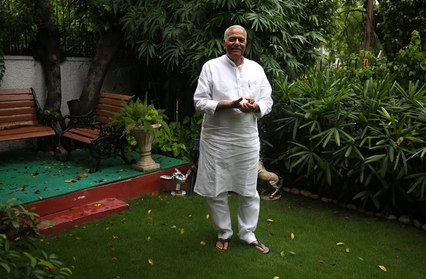 जनता पार्टी से जनता दल और फिर भाजपा तक का सफर तय करने वाले यशवंत सिन्हा तीन बार लोकसभा सांसद रहे।