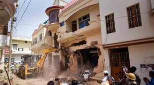 Buldozer Action Notice| Prayagraj Violence AIMIM Leader