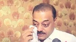 सुरक्षा की मांग करते नवीन जिंदल का वीडियो शेयर कर पूर्व IAS ने कसा तंज, बोले – ‘फ्रिंज’ महोदय को भारत में डर लग रहा है