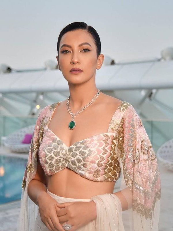gauhar khan gorgeous look