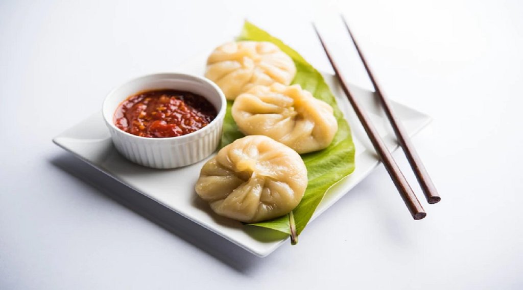 Momos side effect,AIIMS Issues Health Warning,All India Institute Of Medical Sciences recently issued a warning,veggies or paneer stuffing momos