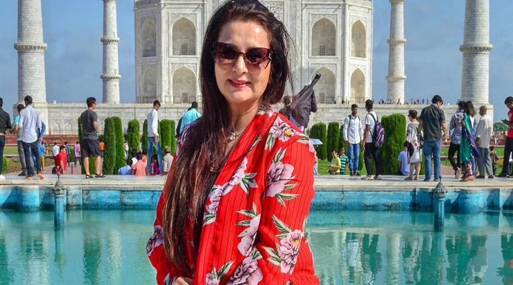 poonam, bollywood