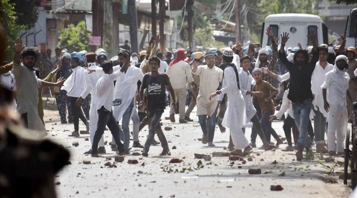 prayagraj violence| nupur sharma| stone pelting