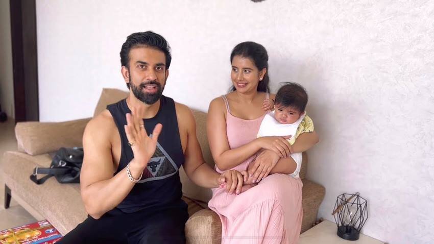 एक बार तलाक होने के बाद चारू ने खुद को दूसरा मौका दिया और राजीव सेन के साथ घर बसाया। हालांकि दूसरी शादी भी चारू को रास नहीं आई और नौबत तलाक तक पहुंच गई है। चारू से पहले भी कई टीवी एक्ट्रेसेस ऐसी रही हैं जिन्होंने दो बार तलाक का दर्द झेला है।