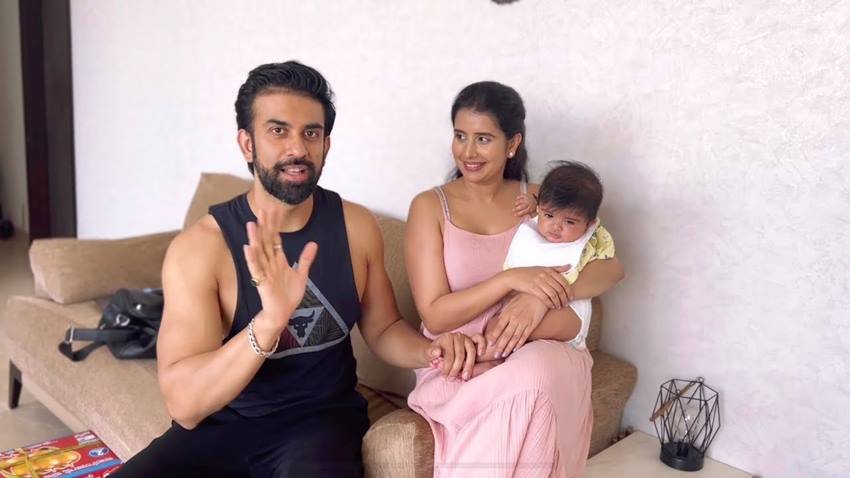 चारू असोपा का कहना है कि राजीव को ट्रस्ट इश्यूज हैं। मैं अपने रास्ते अलग करना चाहती हूं, क्योंकि मैं नहीं चाहती कि मेरी बेटी इतने टॉक्सिक और अब्यूसिव माहौल में बड़ी हो।&nbsp;