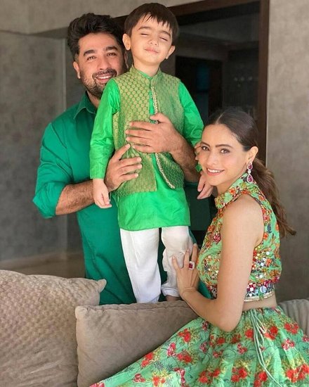 आमना शरीफ और अमित कपूर के एक बेटे हैं। बेटे का नाम इस कपल ने अरैन कपूर रखा है।