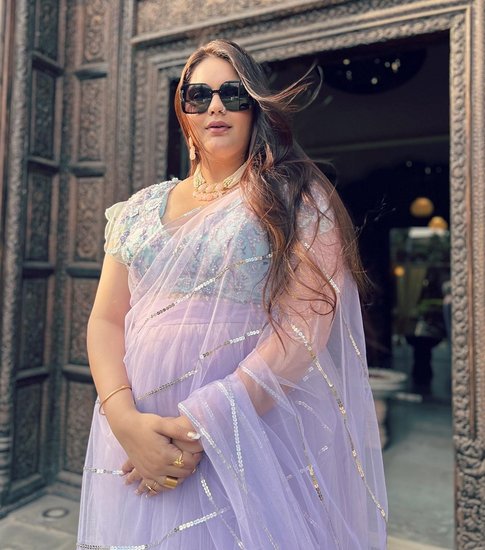 अंजली ने कहा कि मुझे प्लस साइज की वजह से सोशल मीडिया पर भी कई बातें सुनने को मिली हैं। कोई मुझे ओ मोटी कहता था तो कोई कुछ। हालांकि मैंने इन चीजों को अपने दिल पर नहीं लिया। 
