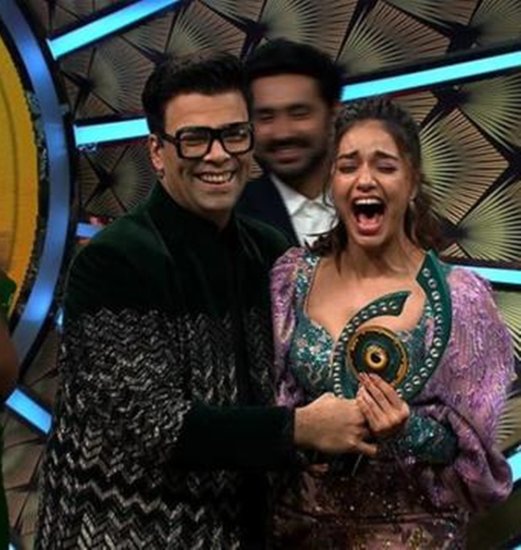 Bigg Boss OTT: इस रियलिटी शो को करण जौहर ने होस्ट किया था। इसे 2.5 की रेटिंग मिली थी। (यह भी पढ़ें: OTT पर देख सकते हैं देश की इन चर्चित महिलाओं की बायोपिक, जानिए कौन सी रही हिट और कौन सी हुई फ्लाॅप)