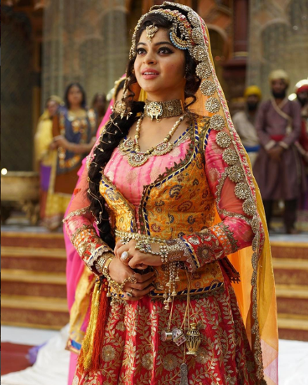 Sneha Wagh: एक्ट्रेस स्नेहा वाघ ने भी दो शादी रचाई और दोनों ही बार उन्हें तलाक का दर्द झेलना पड़ा।