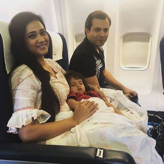 अभिनव कोहली से तलाक के बाद श्वेता तिवारी ने बेटे रेयांश की कस्टडी अपने पास रखी है।