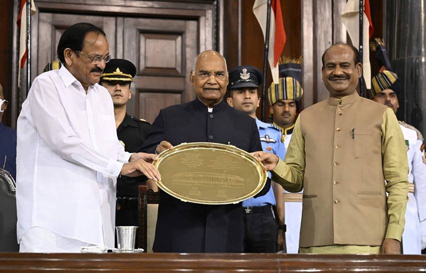 सभी तस्वीरें : @rashtrapatibhvn/twitter