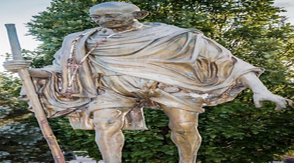 कनाडा: टोरंटो रिचमंड हिल में तोड़ी गई महात्‍मा गांधी की प्रतिमा, भारतीय दूतावास ने जताई कड़ी आपत्ति, जांच में जुटी पुलिस