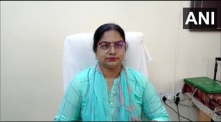 Uttar Pradesh | Hapur | composite primary school | हापुड़ | क्लास में उतरवा दिए छात्राओं के कपड़े